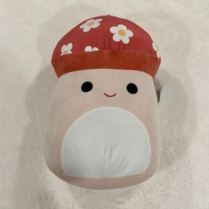 Squishmallow 16 inch Malcom the Mushroom